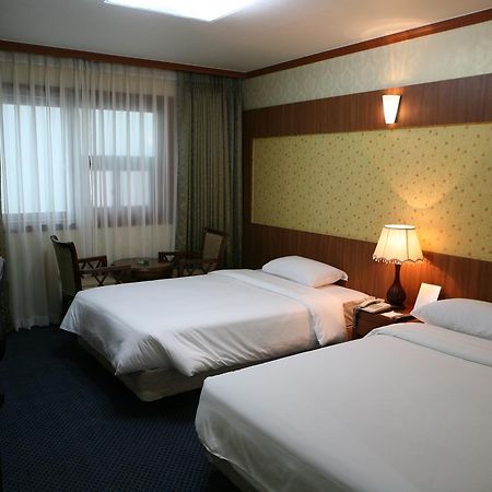 Gwangmyeong Diana Hotel Екстериор снимка