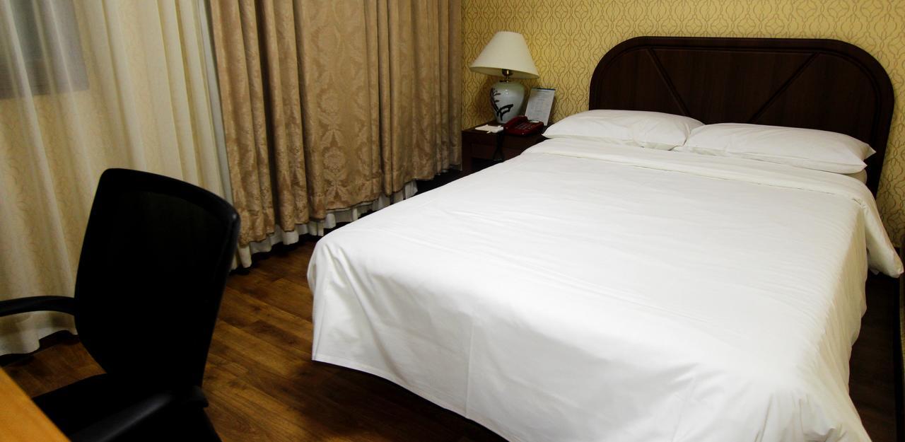 Gwangmyeong Diana Hotel Екстериор снимка