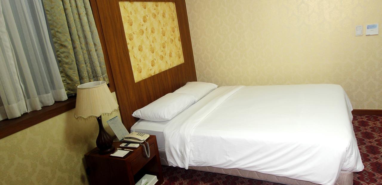 Gwangmyeong Diana Hotel Екстериор снимка