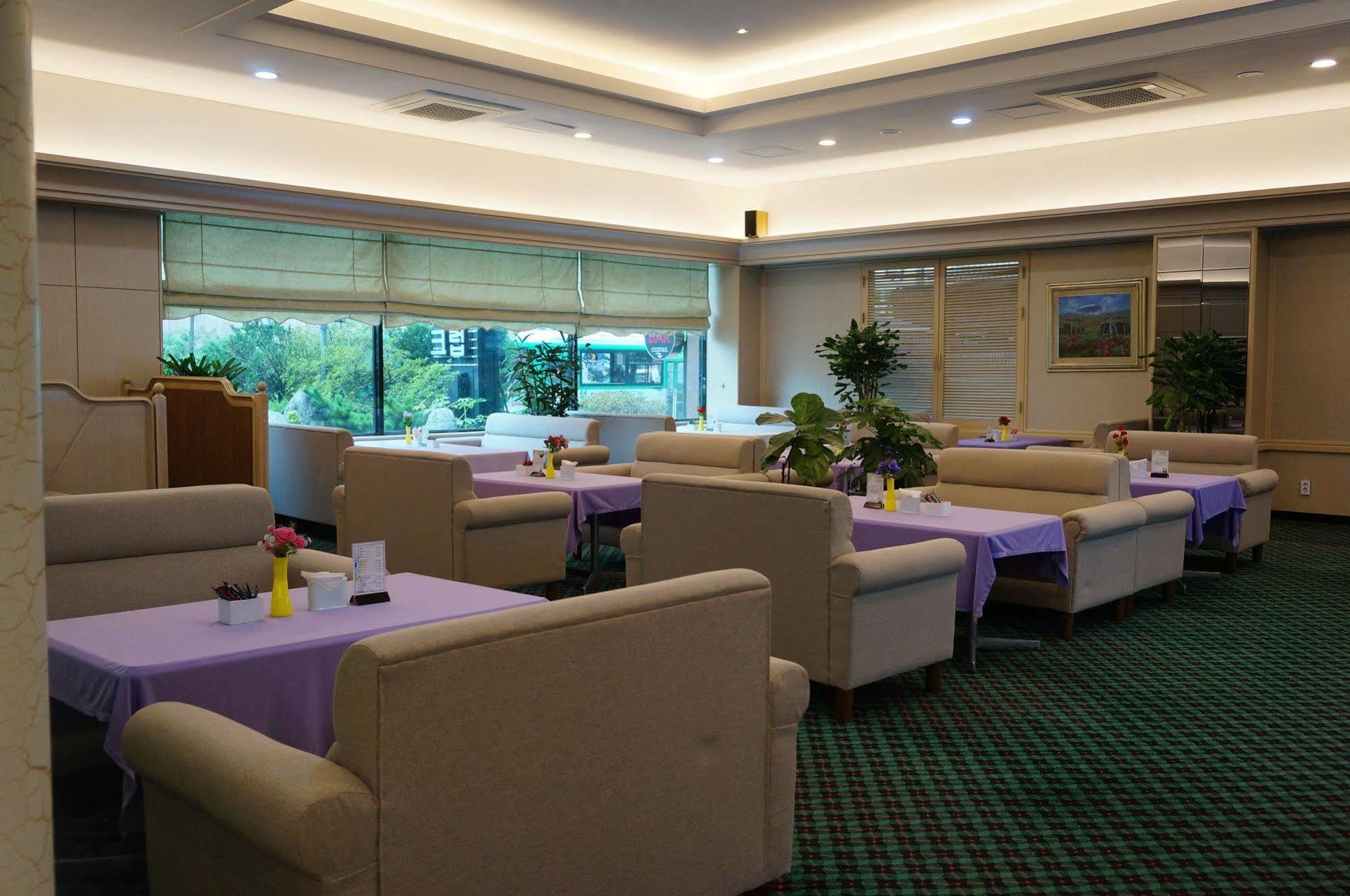 Gwangmyeong Diana Hotel Екстериор снимка