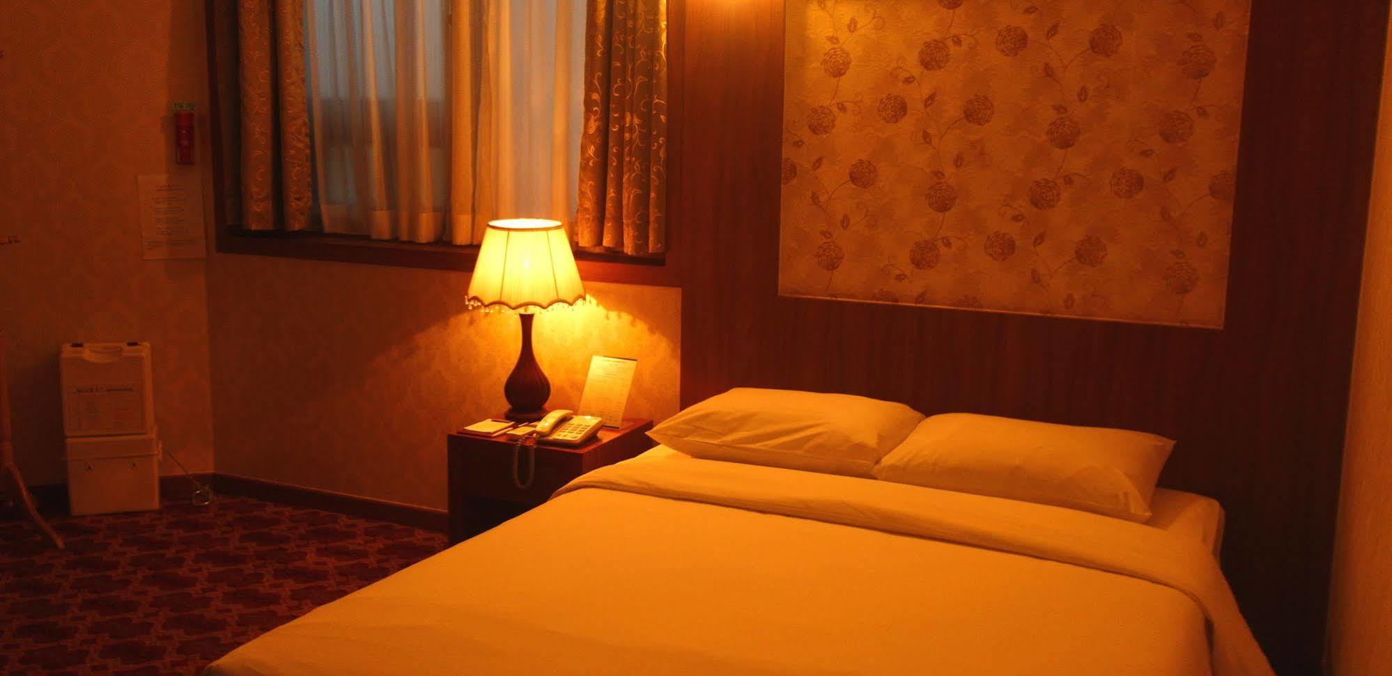 Gwangmyeong Diana Hotel Екстериор снимка